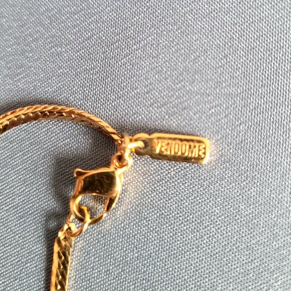 Vintage Vendome gold tone necklace/choker with purple and clear rhinestones. - Picture 3 of 4